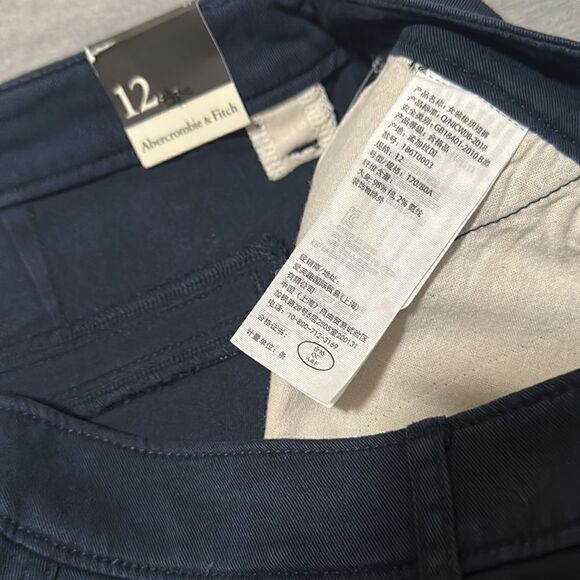 Abercrombie and Fitch Navy Blue Chino Short Size 31 NWT - Picture 9 of 10